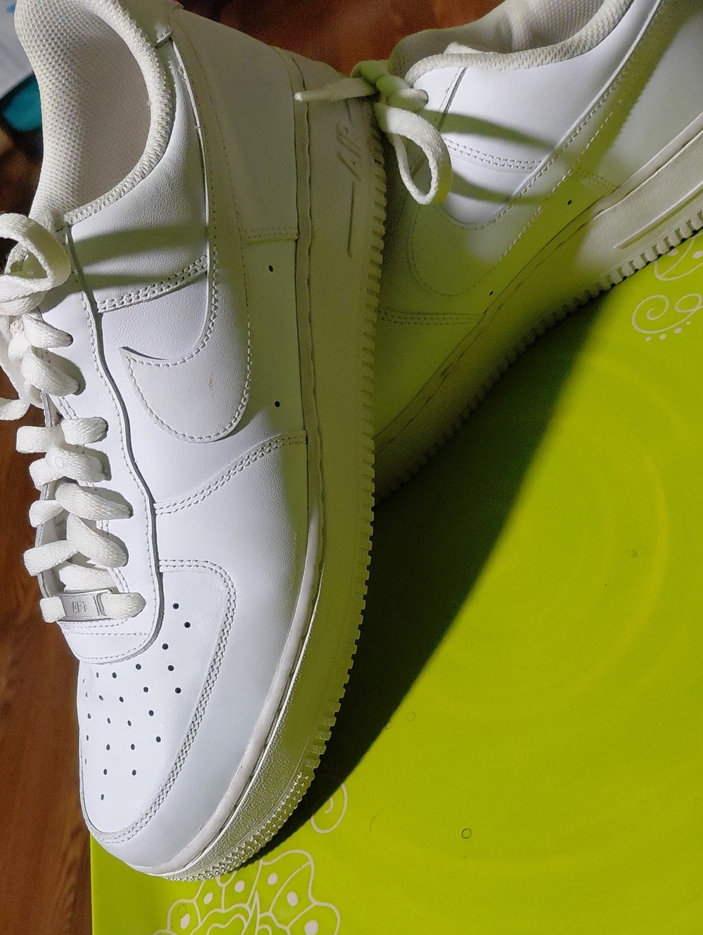 Nike Air Force 1 '07 Low Triple White Sneakers